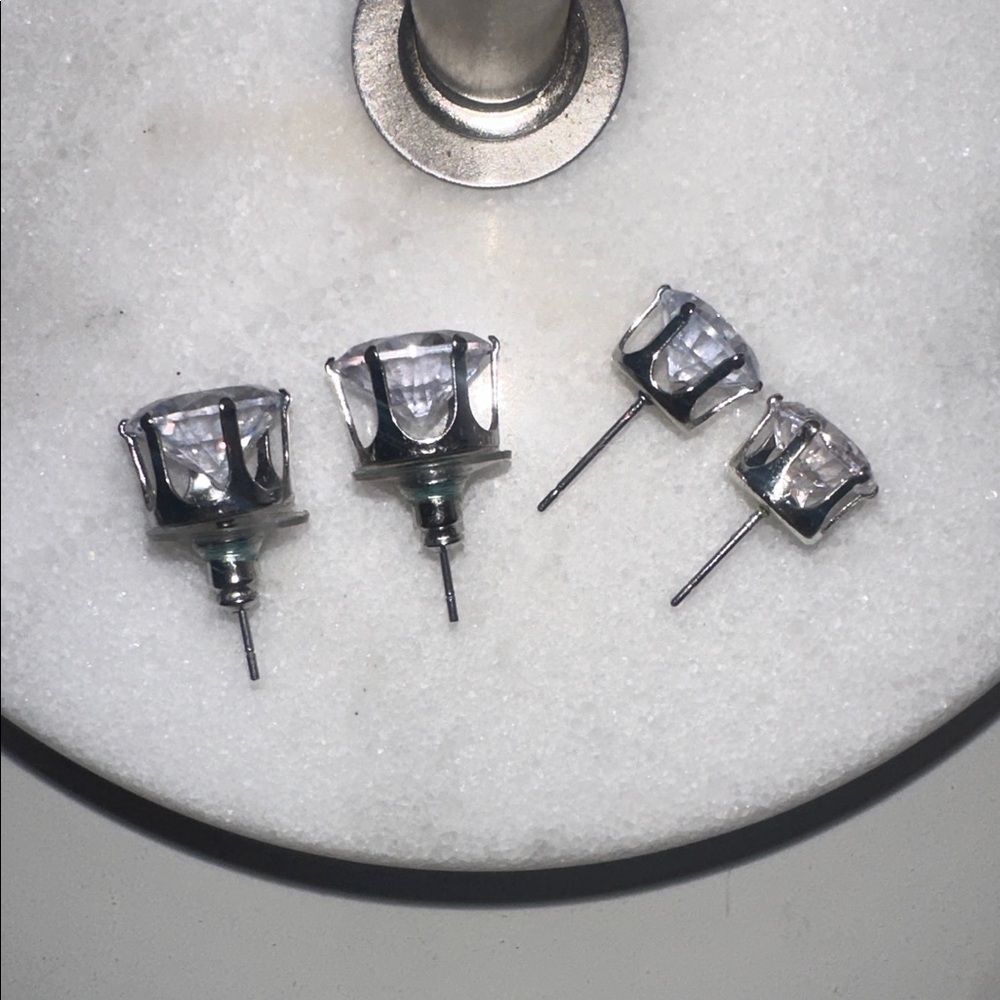 Vera Wang Cubic Zirconia Stud Earrings - Picture 11 of 14